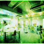 緑色加工したジャムウ店内